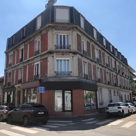 2 Pieces A 1 Min Rer D - 5mn Paris Centre Apartment
